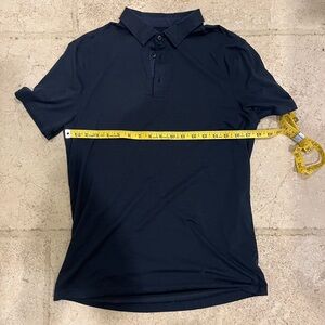 Lululemon polo. Navy. Medium